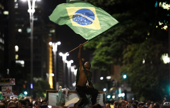 돌아온 룰라 때문에… 브라질, 더 커진 분노 | 서울신문