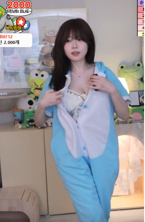 d243a4bccc511372e7c697f0ab315b8a_1793063783_7673.png
